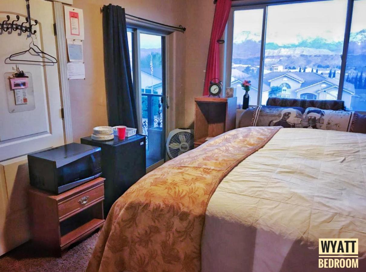The Zion House - Affordable Bedrooms Hurricane Dış mekan fotoğraf